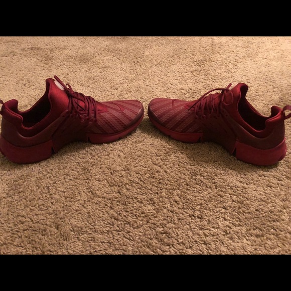 Nike Shoes - Nike Prestos